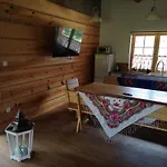 Dom Na Korzeniu Feriehus *