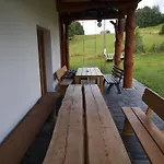 Dom Na Korzeniu Feriehus