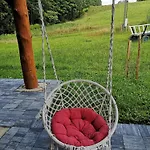 Feriehus Dom Na Korzeniu *